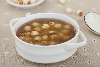 免费大逃杀游戏《血猎》PS5版预告 让你身临战场